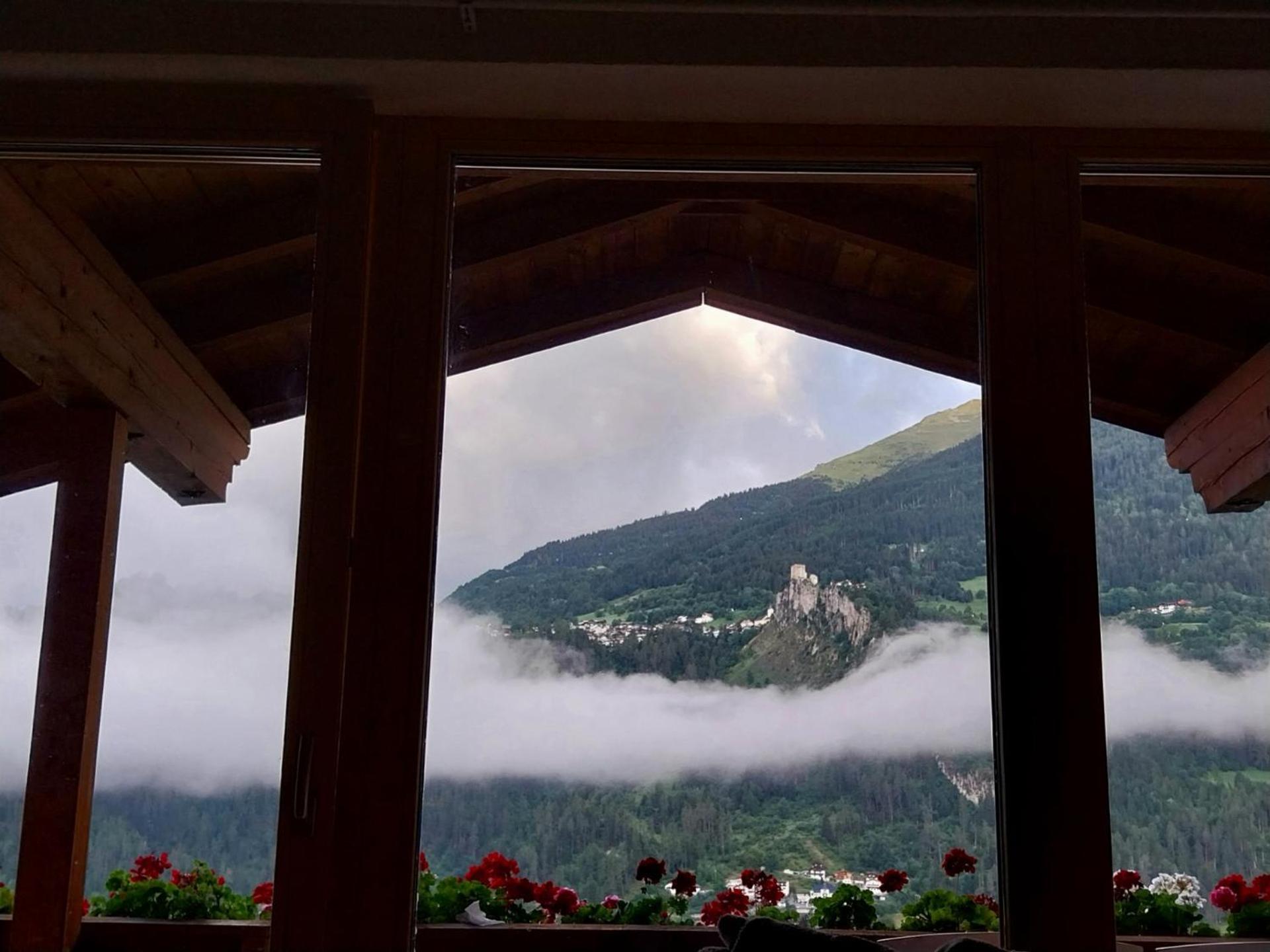 Burg Laudegg Blick Apartment Faggen Екстериор снимка